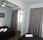 The Lakes Hotel - The Entrance - St Kilda Accommodation