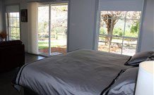 Cedar Grove - - St Kilda Accommodation 1