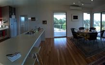 Sapphire Beach B&B - - St Kilda Accommodation 2