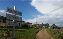 Wagga Wagga Country Cottages - - St Kilda Accommodation 1