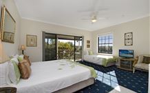 Willow Tree Estate - St Kilda Accommodation 1