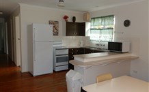 Leslie Cottage - St Kilda Accommodation 4