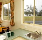 Mavis's Kitchen and Cabins - St Kilda Accommodation