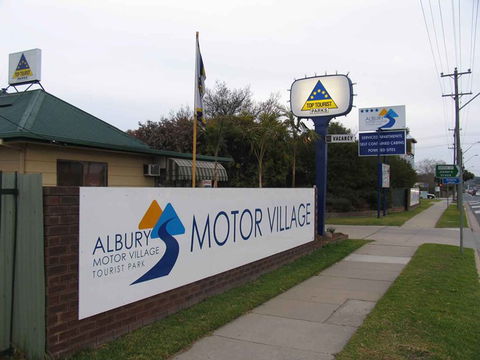 Albury-Wodonga YHA - St Kilda Accommodation 2