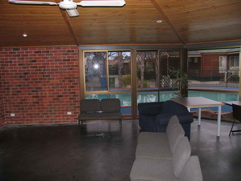 Albury-Wodonga YHA - St Kilda Accommodation 6