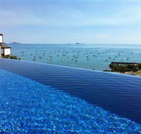 Pinnacles Resort - St Kilda Accommodation
