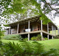 Bellthorpe Stays - Nature's Retreat - St Kilda Accommodation