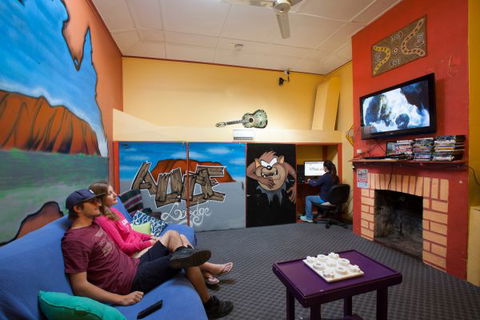 Alice Lodge Backpackers - St Kilda Accommodation 2