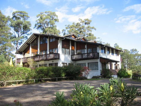 Chalet Swisse Spa Retreat - St Kilda Accommodation 1