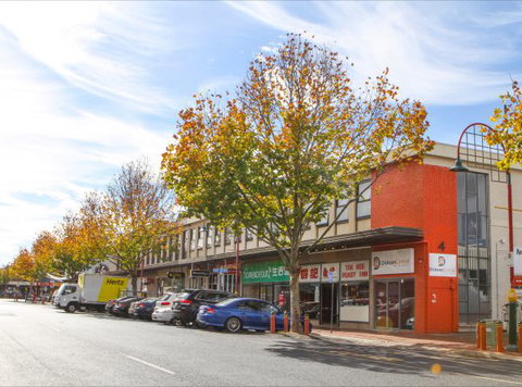 Dickson Central - St Kilda Accommodation 7