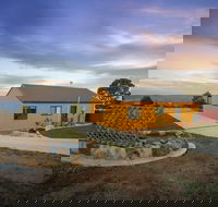 Majestic View Cottages - St Kilda Accommodation