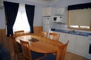 Pleasurelea Tourist Resort - St Kilda Accommodation 0