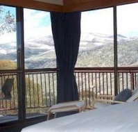 Guthega Inn  - St Kilda Accommodation