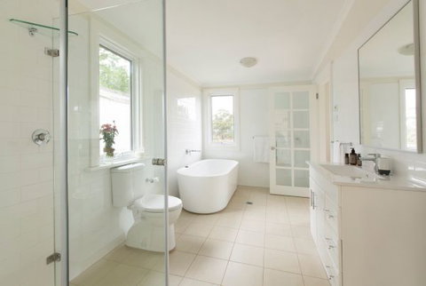 Ashgrove House: Farm Club Australia - St Kilda Accommodation 8
