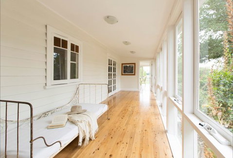 Ashgrove House: Farm Club Australia - St Kilda Accommodation 9