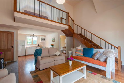 The Nest At Gundaroo - St Kilda Accommodation 3