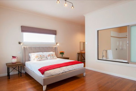 The Nest At Gundaroo - St Kilda Accommodation 9