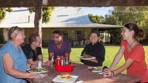 Tilmouth Well Roadhouse - St Kilda Accommodation 8