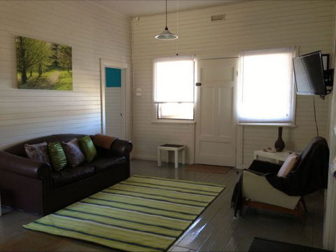 Fensom's Holiday Home - St Kilda Accommodation 27