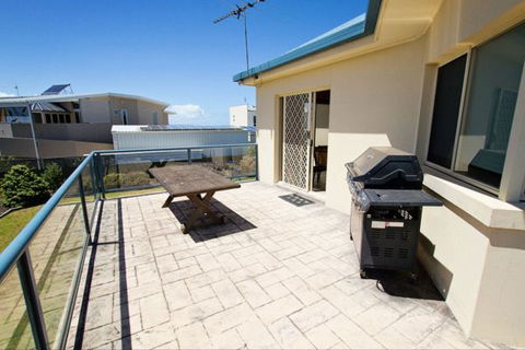 Fensom's Holiday Home - St Kilda Accommodation 33