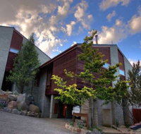 Edelweiss Hutte - St Kilda Accommodation