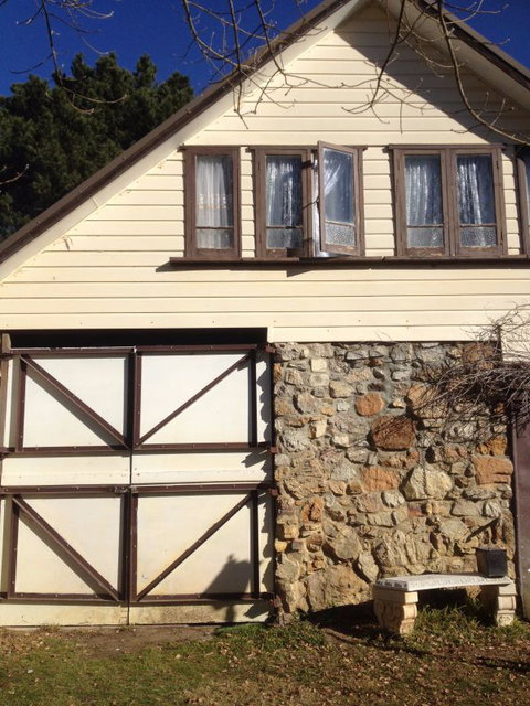 Peanuts Funny Farm - St Kilda Accommodation 0