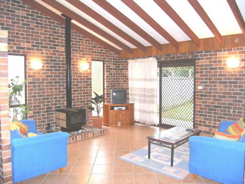 The Happy Shack At Callala Bay - St Kilda Accommodation 0