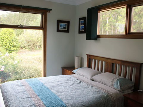 Eagle's Roost Farmstay B&B - St Kilda Accommodation 1