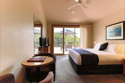 Eugenie's Luxury Accommodation - St Kilda Accommodation 5