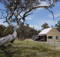 Top of the Range Jindabyne - St Kilda Accommodation