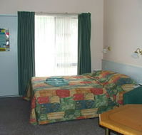 Lazy River Motor Inn - St Kilda Accommodation