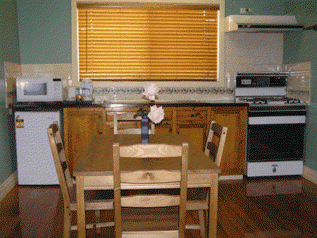 Charles Rasp Motor Inn And Cottages - St Kilda Accommodation 4