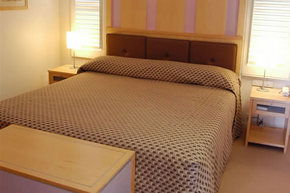Netanya Noosa - St Kilda Accommodation 3