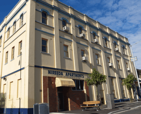 Apartments Nireeda on Clare - St Kilda Accommodation
