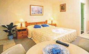 Cooks Endeavour Motor Inn - St Kilda Accommodation 0