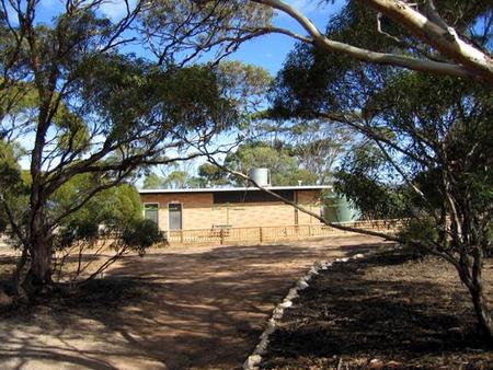 Harbour View Caravan Park - St Kilda Accommodation 3