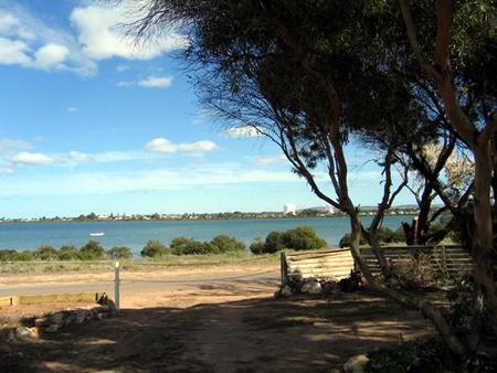 Harbour View Caravan Park - St Kilda Accommodation 5
