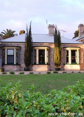 Lakeside Manor Yha - St Kilda Accommodation 1