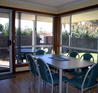 Lincoln Cove Villas - St Kilda Accommodation
