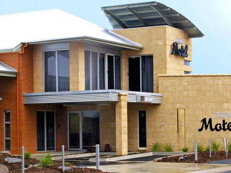 Strathalbyn SA St Kilda Accommodation