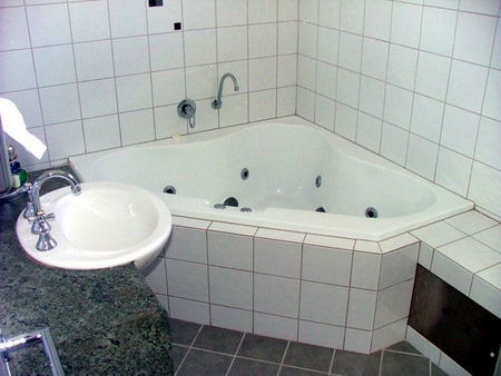 Tasman Beachside Apartments - St Kilda Accommodation 0