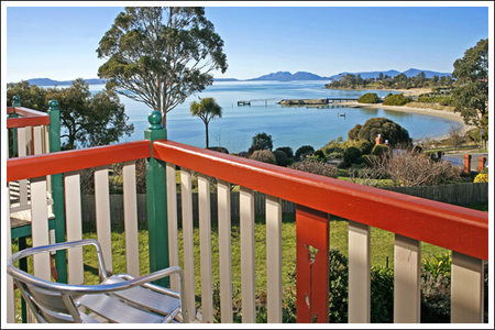 Amos House  & Swansea  Villas - St Kilda Accommodation 4