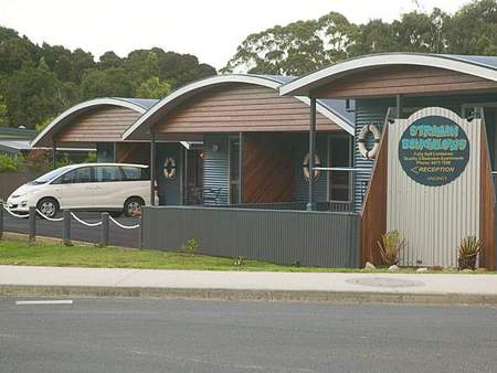 Strahan Bungalows - St Kilda Accommodation 0