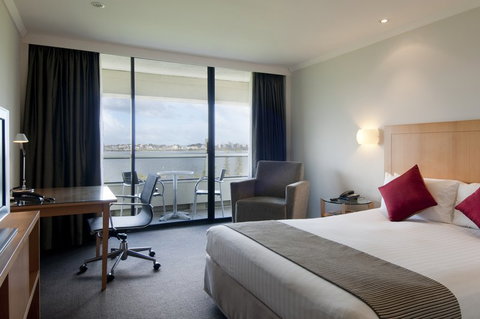 Crowne Plaza Perth - St Kilda Accommodation 2
