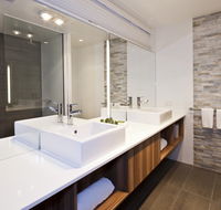 BEST WESTERN PLUS Ballarat Suites - St Kilda Accommodation