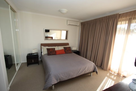 Peninsula Nelson Bay - St Kilda Accommodation 3