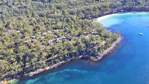 Stewarts Bay Lodge - St Kilda Accommodation 0