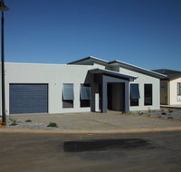Coastal Getaway - St Kilda Accommodation