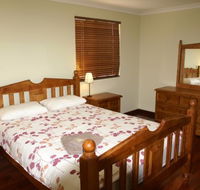 Four Elements Farmstay - St Kilda Accommodation