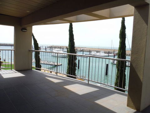 Marina Vista - St Kilda Accommodation 0